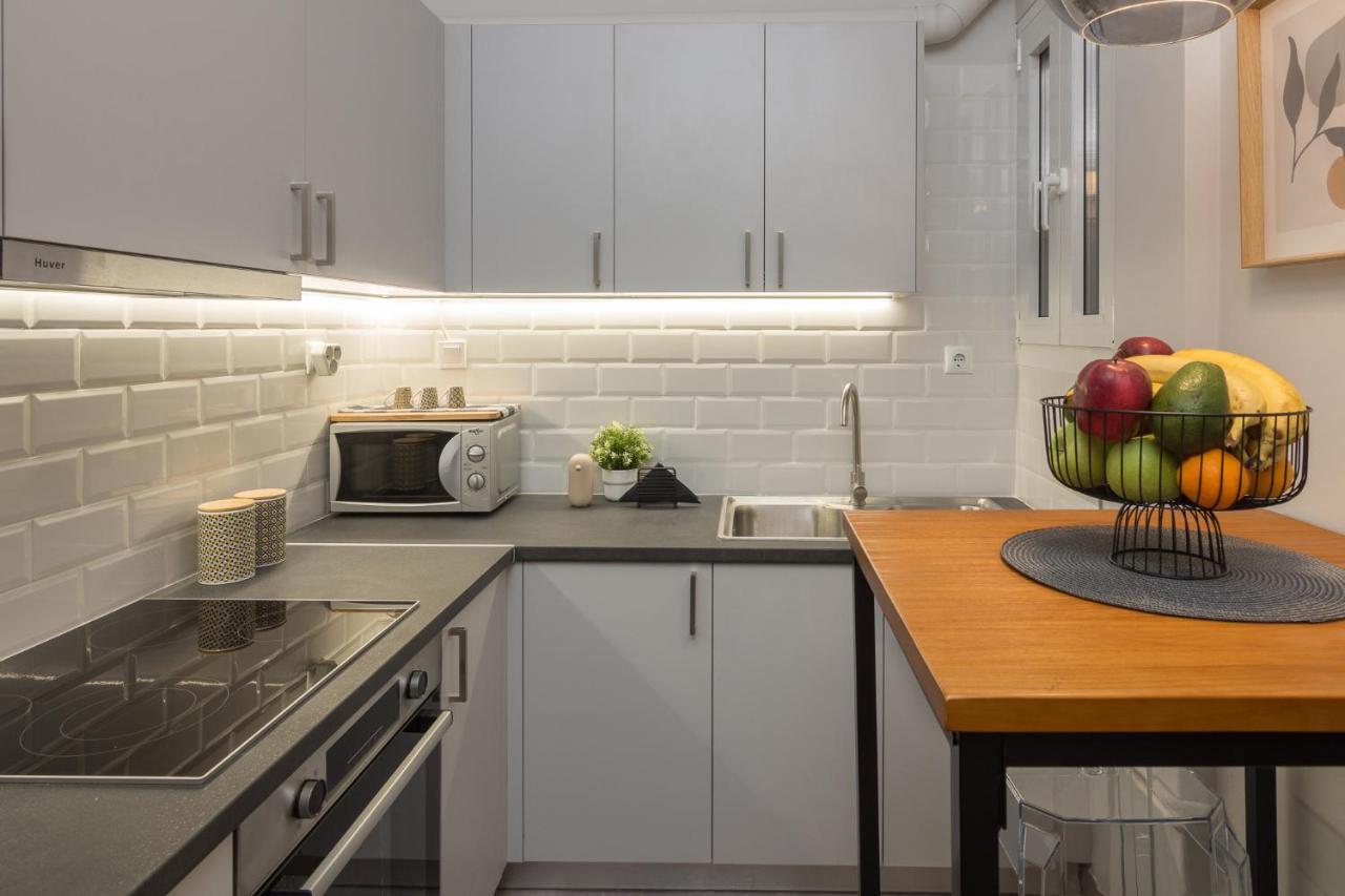 Spacious 2 Bedroom Apartment In Koukaki Афины Экстерьер фото